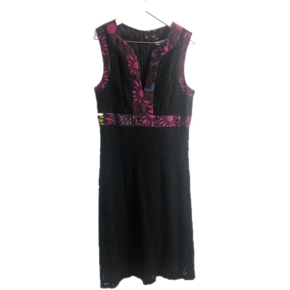 Trina Turk size 2 Black w/ floral print trim dress